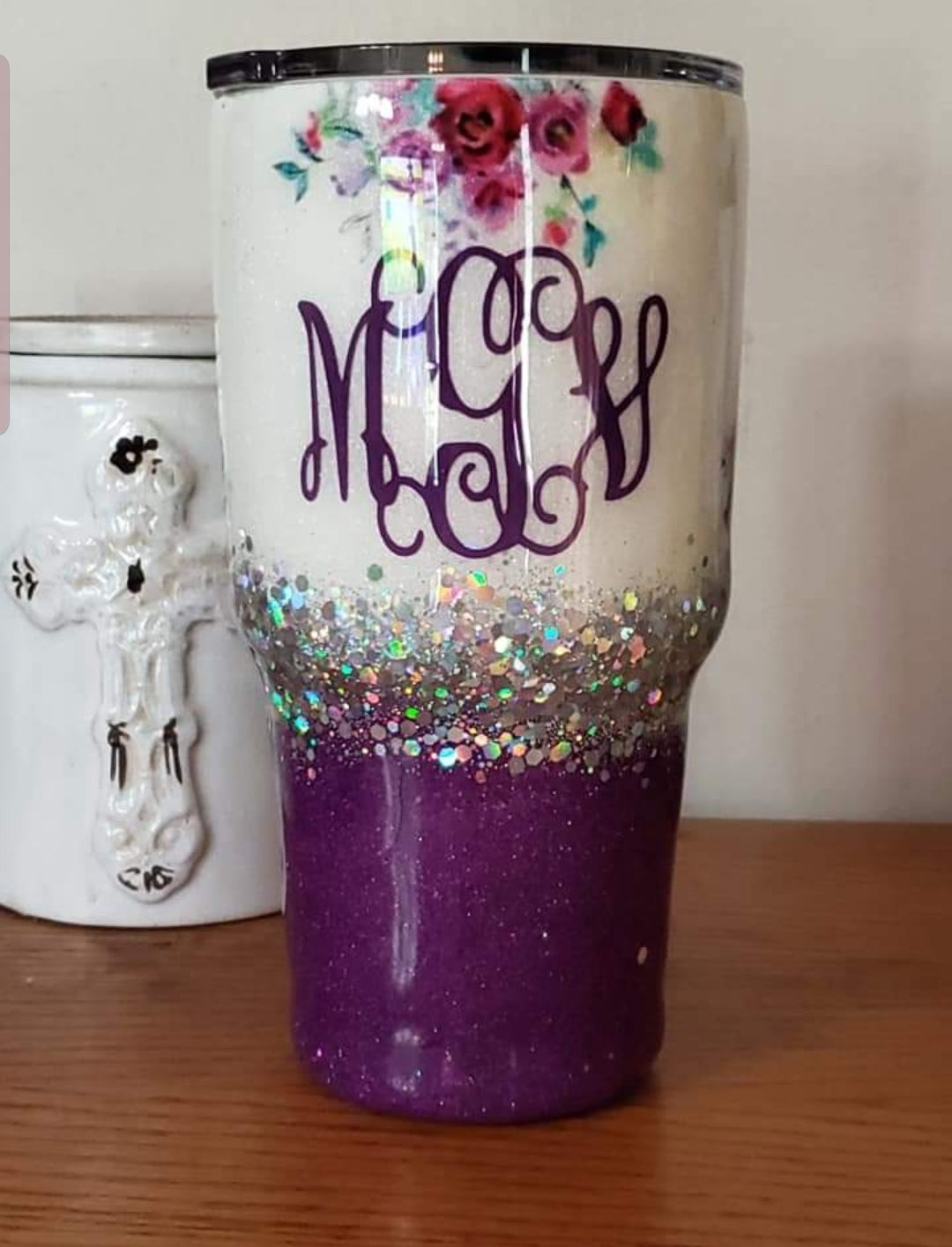 Purple Glitter Tumbler  Glitter tumbler cups, Glitter tumbler